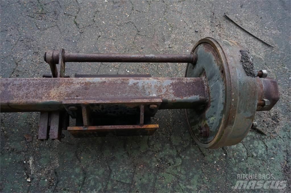 New Holland 4860 Akselit