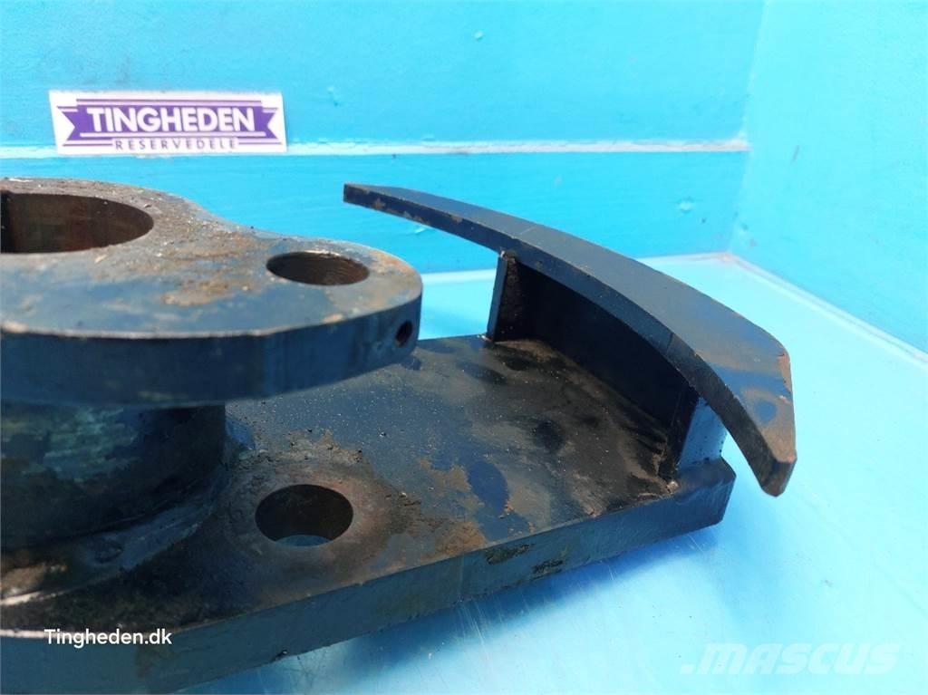 New Holland 4860 Muut heinä- ja tuorerehukoneet