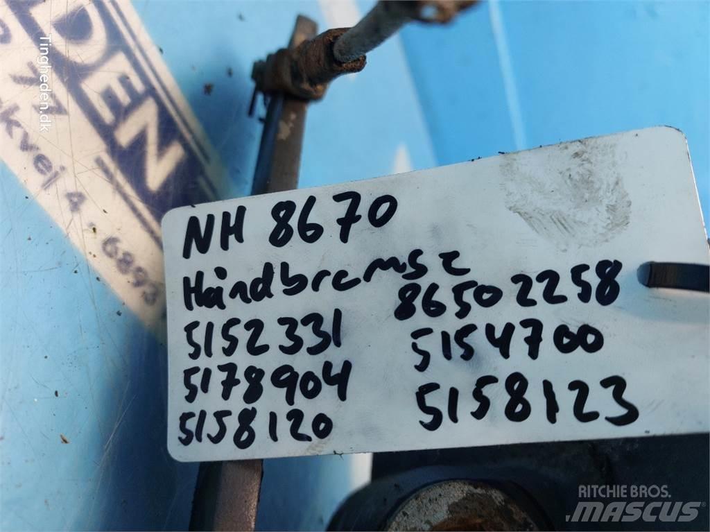 New Holland 8670 Lisävarusteet ja komponentit