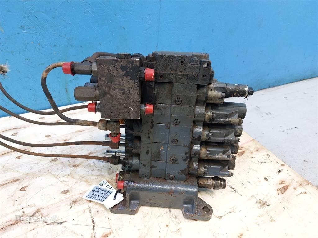 New Holland 8770 Hydrauliikka