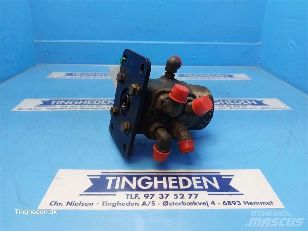 New Holland 8970 Hydrauliikka
