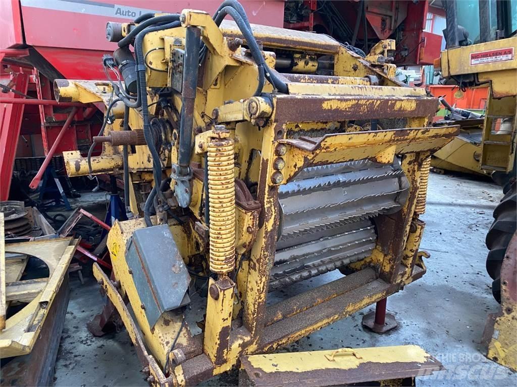New Holland FX38 Heinä- ja tuorerehukoneiden tarvikkeet