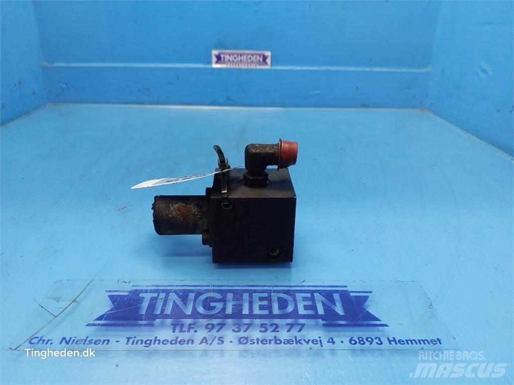 New Holland T6 Hydrauliikka