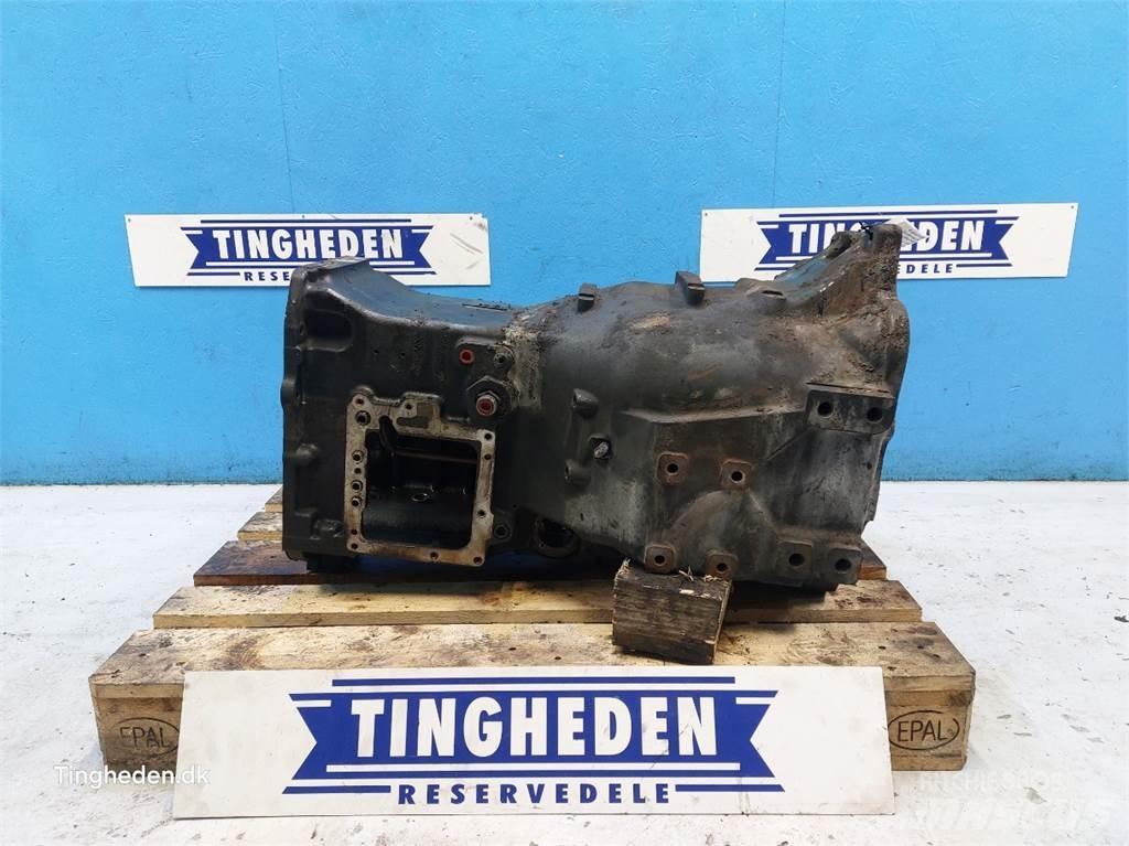 New Holland T6 Transmission
