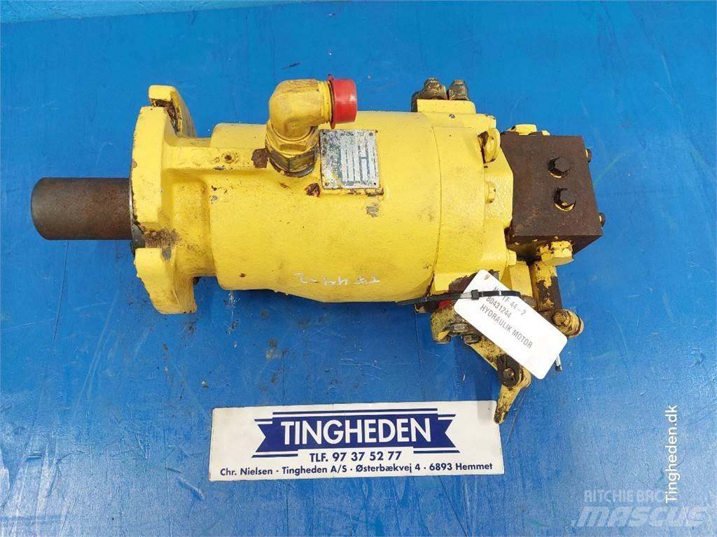New Holland TF44 Hydrauliikka