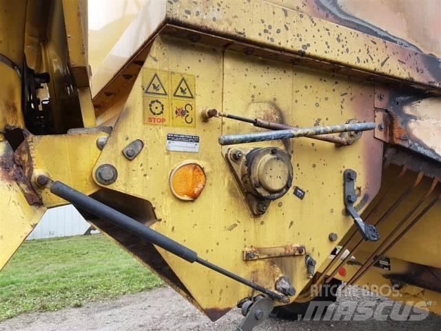 New Holland TX68 Leikkuupuimurit