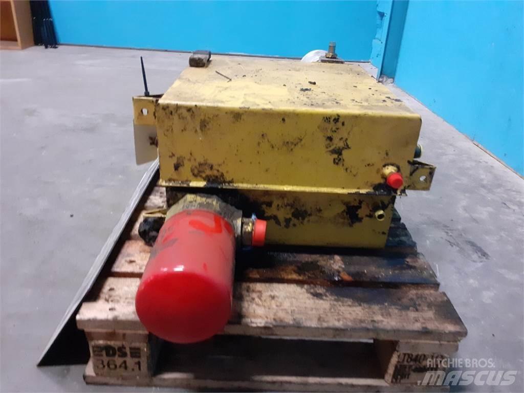 New Holland TX68 Hydrauliikka