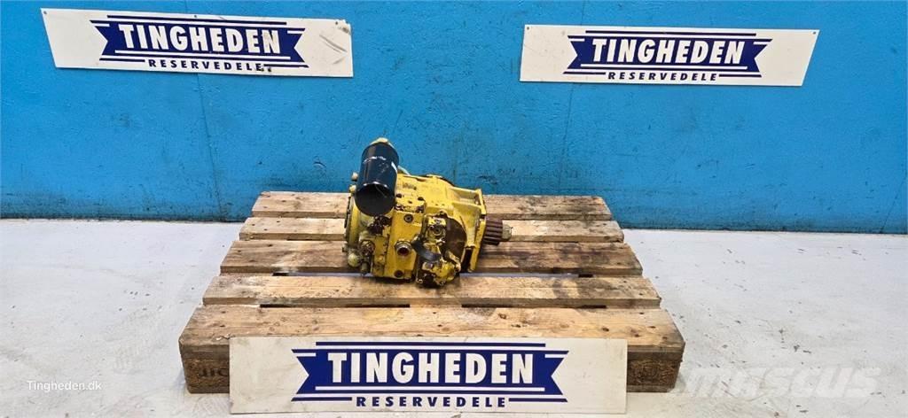 New Holland TX68 Hydrauliikka