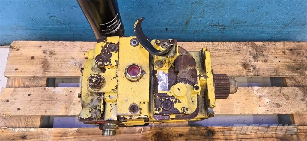 New Holland TX68 Hydrauliikka