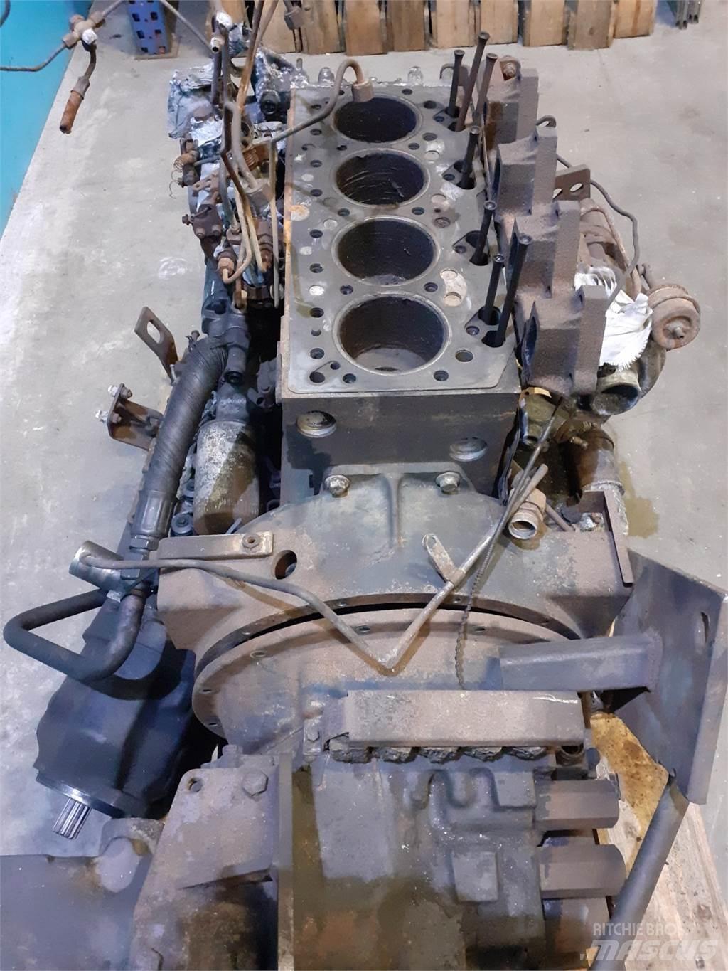 Perkins 1004-40T Moottorit