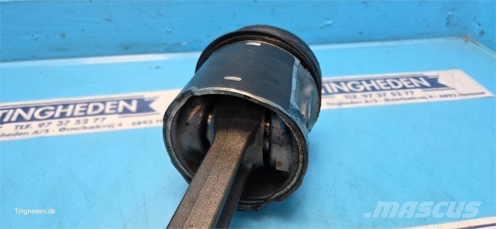  SisuDiesel 84AWF Moottorit