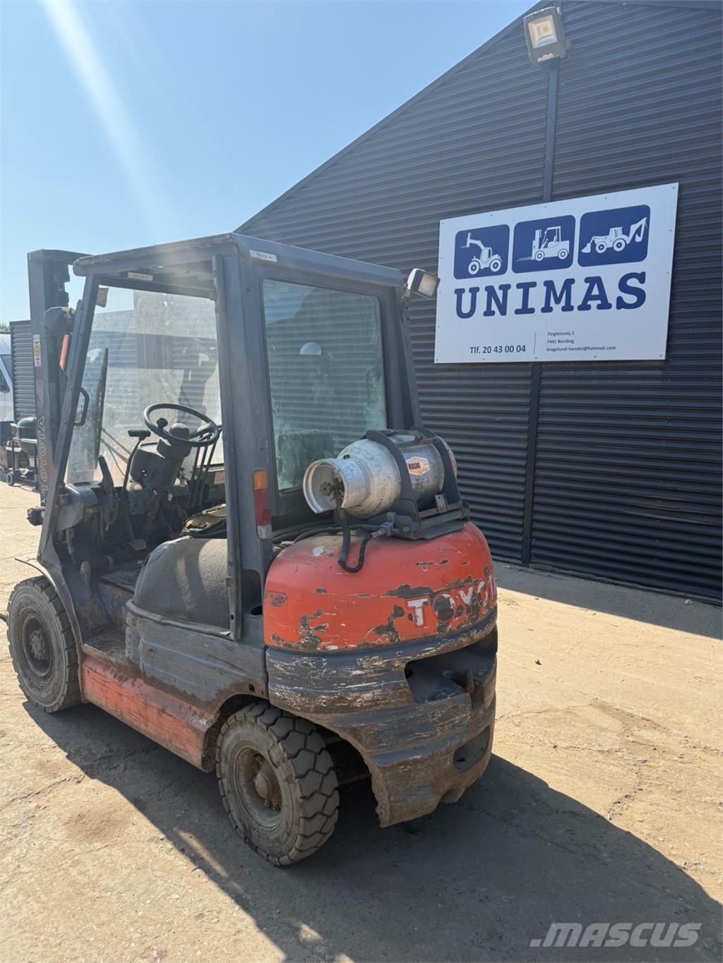 Toyota FG25 Nestekaasutrukit