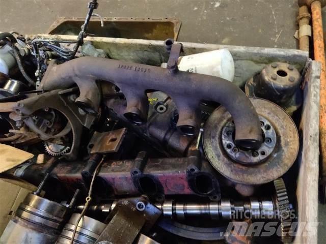 Valmet 411DL Moottorit