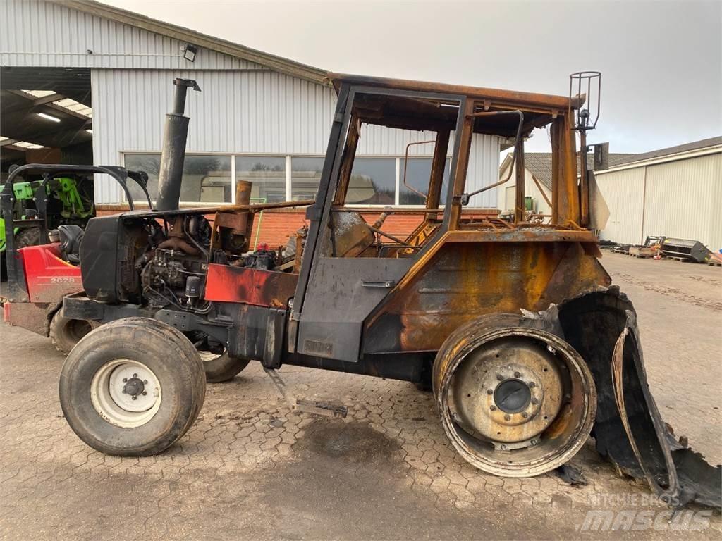 Valmet 505 Traktorit