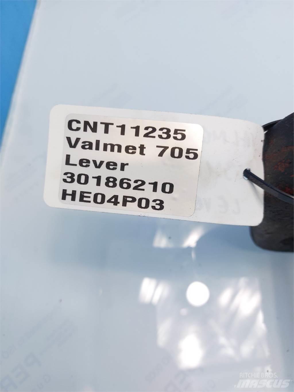 Valmet 705 Lisävarusteet ja komponentit