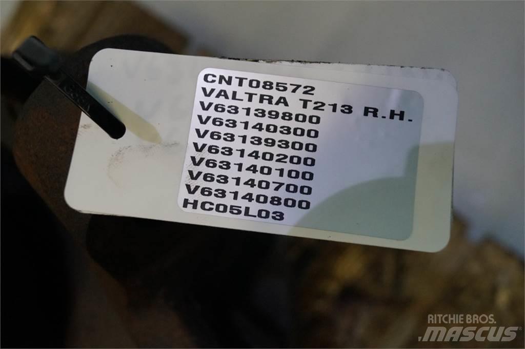 Valtra T213 Lisävarusteet ja komponentit