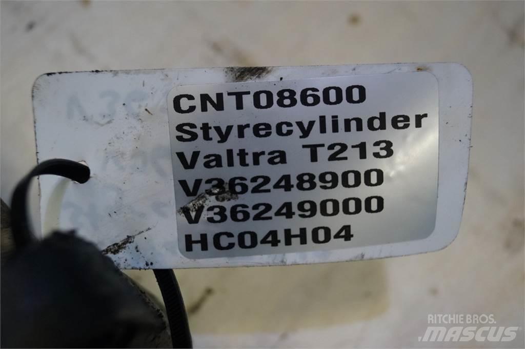 Valtra T213 Hydrauliikka