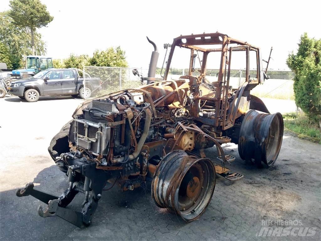 Valtra T213 Traktorit