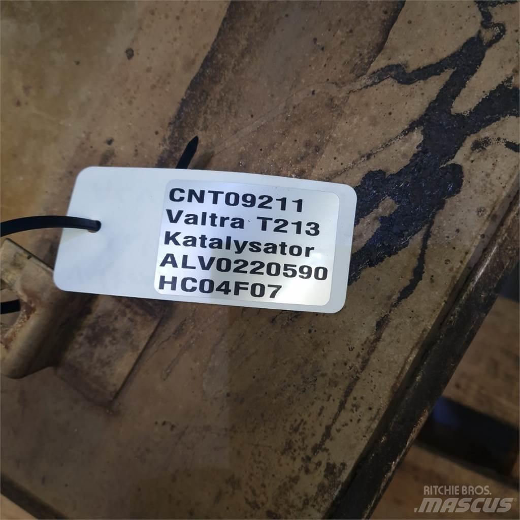 Valtra T213 Moottorit