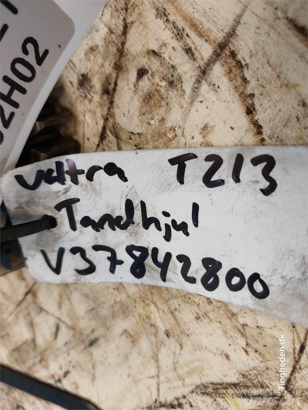 Valtra T213 Vaihteisto