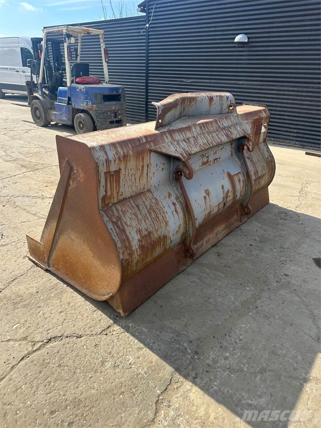 Volvo 2500mm Puskulevyt