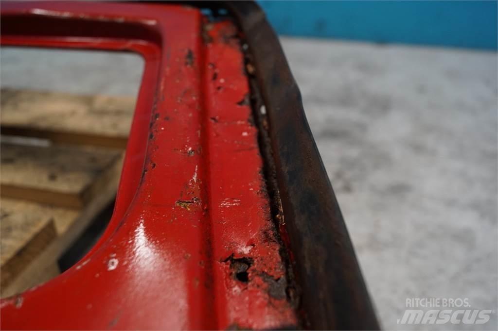 Volvo BM 650 Ohjaamo ja sisusta