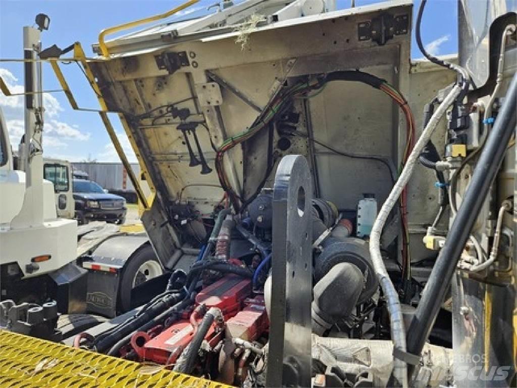 Autocar ACTT42 Terminaalitraktorit