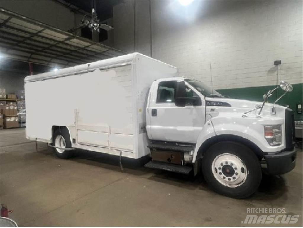Ford F650 Juomien jakeluautot