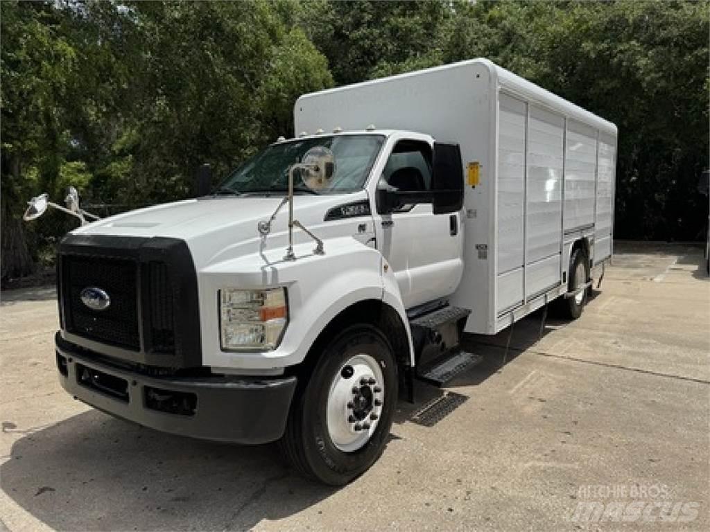 Ford F650 Juomien jakeluautot