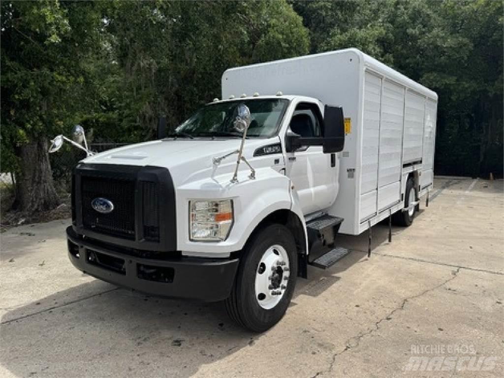 Ford F650 Juomien jakeluautot