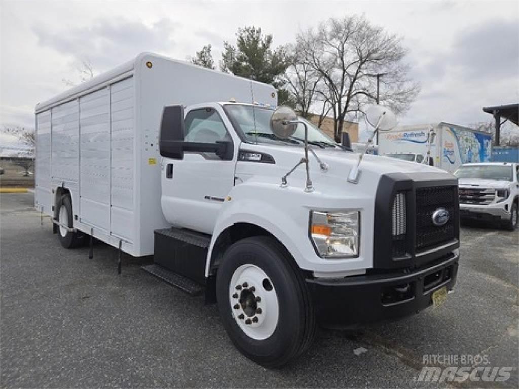 Ford F650 Juomien jakeluautot