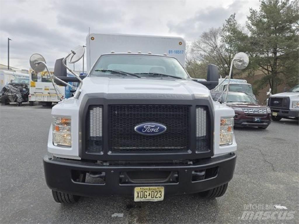 Ford F650 Juomien jakeluautot