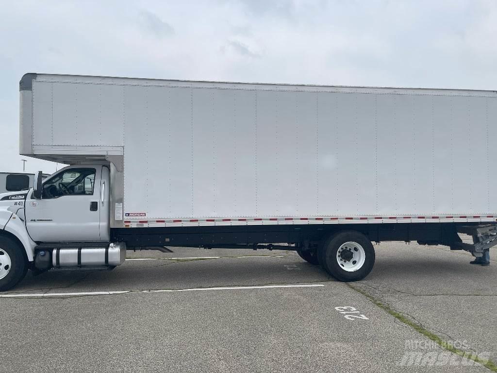 Ford F750 Umpikorikuorma-autot