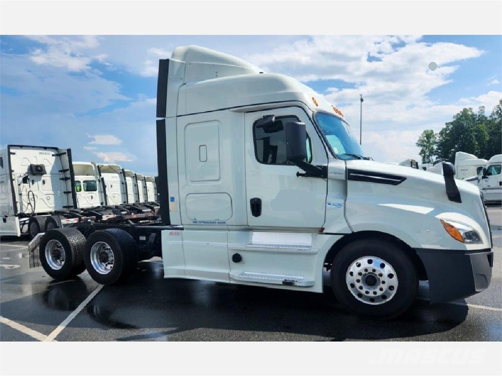 Freightliner 126 Vetopöytäautot