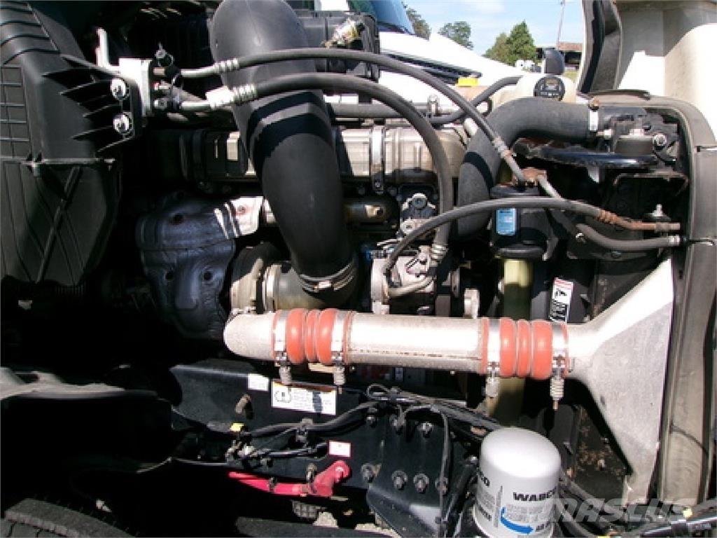 Freightliner 126 Vetopöytäautot