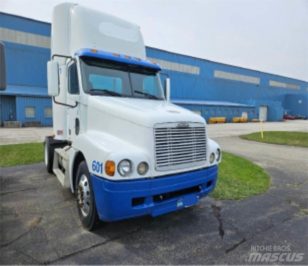 Freightliner C120 Vetopöytäautot