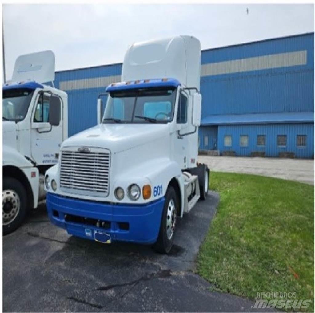 Freightliner C120 Vetopöytäautot