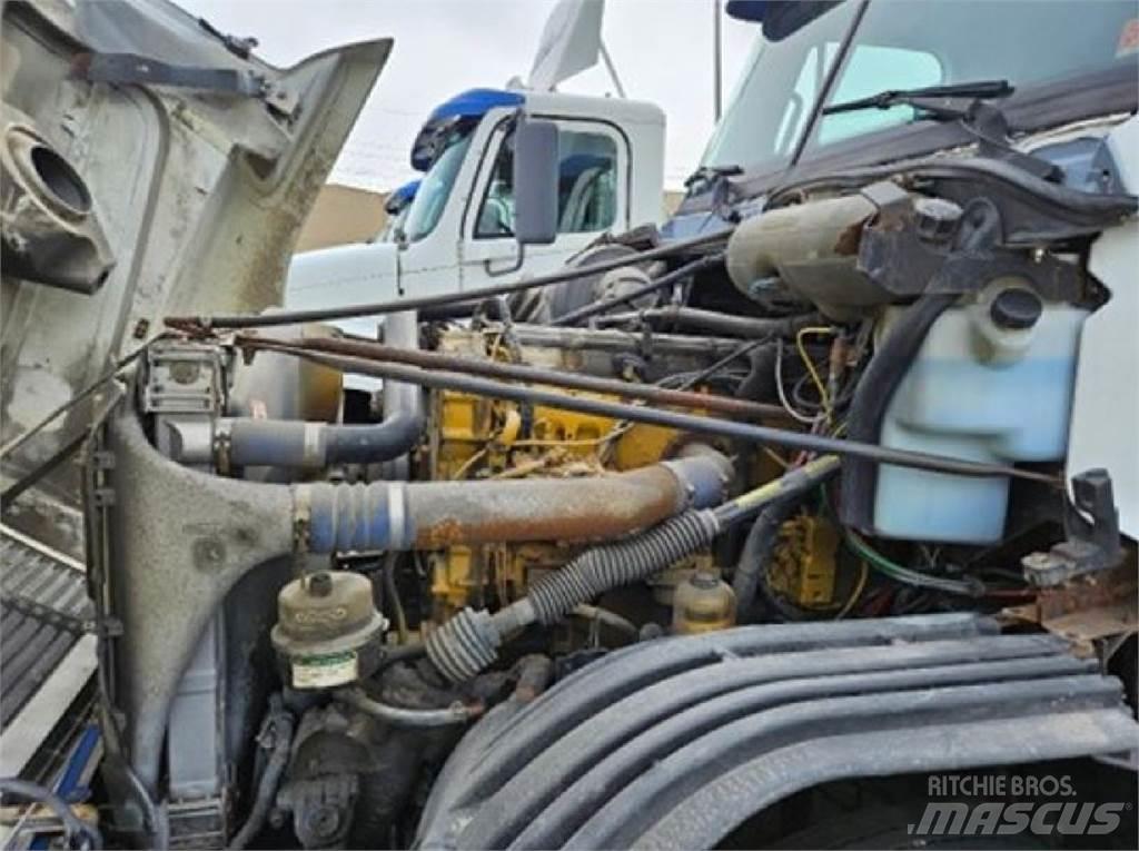 Freightliner C120 Vetopöytäautot