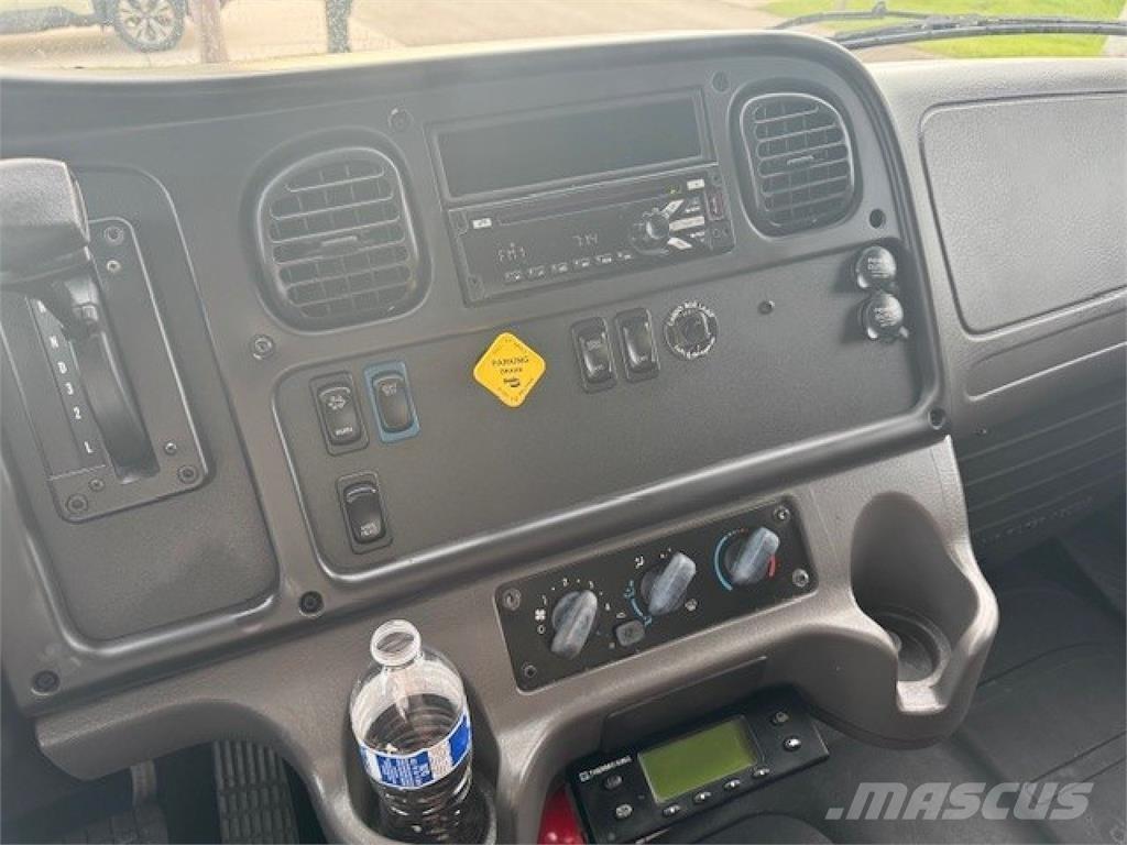 Freightliner M-2 Kylmä-/Lämpökori kuorma-autot