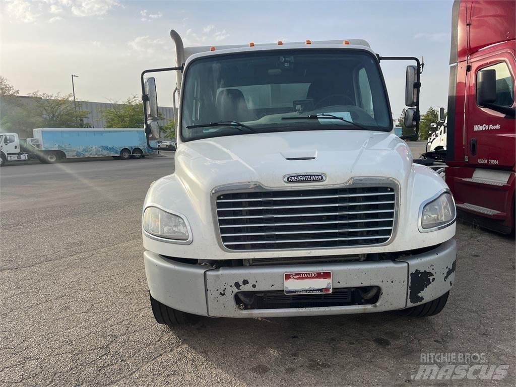 Freightliner M2 Juomien jakeluautot