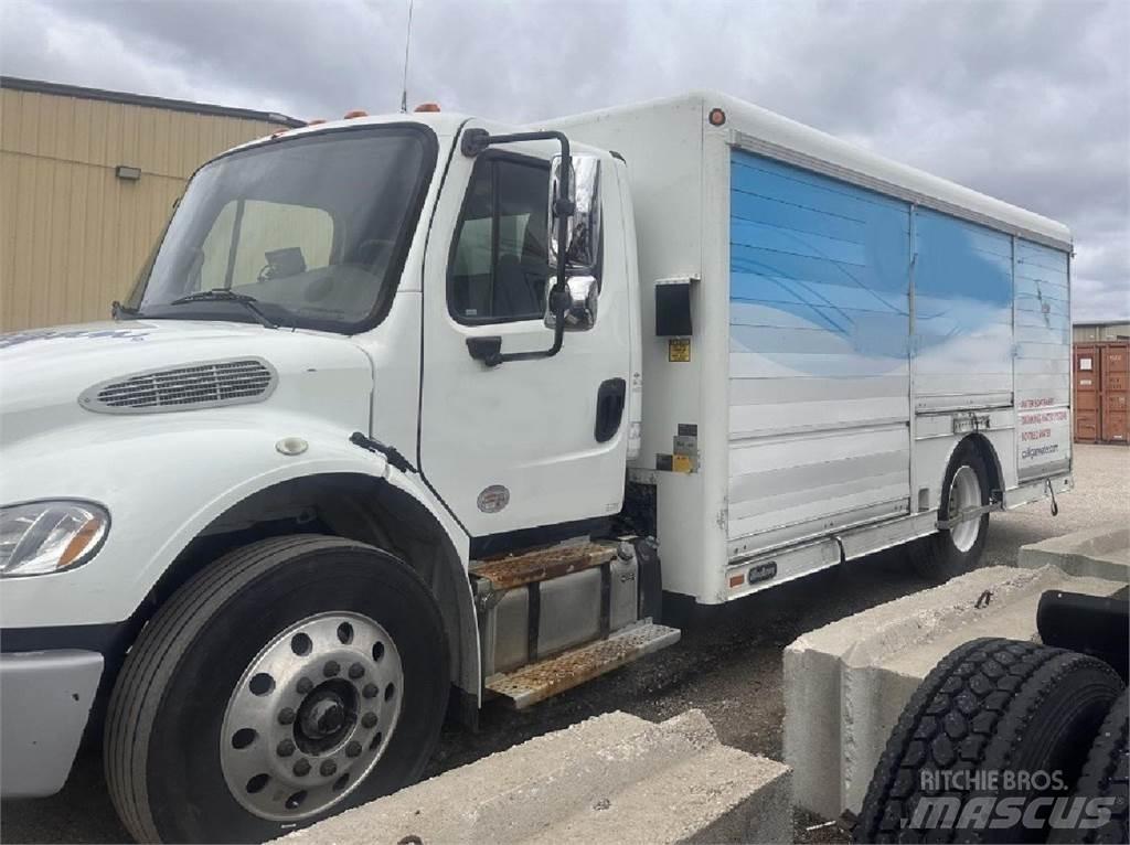 Freightliner M2 Juomien jakeluautot