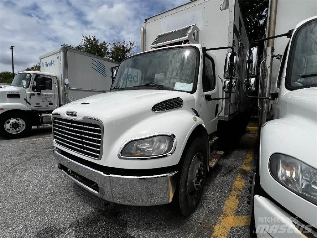 Freightliner M2-106 Umpikorikuorma-autot