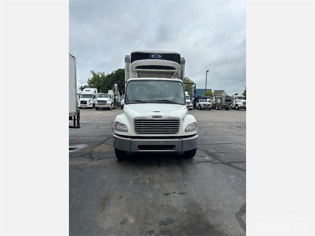 Freightliner M2 106 Kylmä-/Lämpökori kuorma-autot