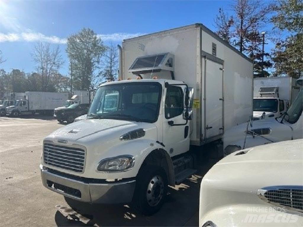 Freightliner M2-106 Umpikorikuorma-autot