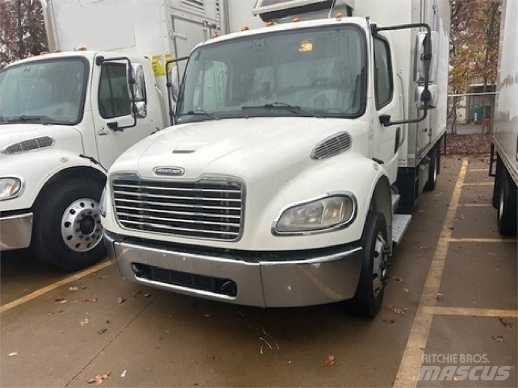 Freightliner M2-106 Umpikorikuorma-autot