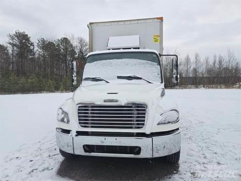 Freightliner M2-106 Umpikorikuorma-autot