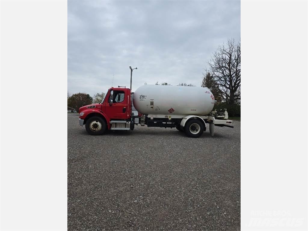 Freightliner M2 106 Muut kuorma-autot