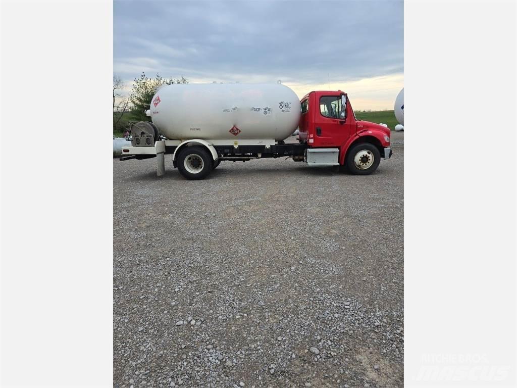 Freightliner M2 106 Muut kuorma-autot