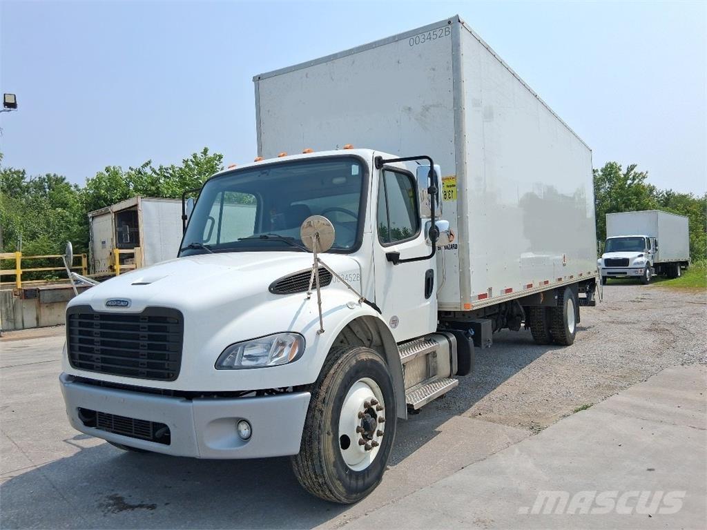 Freightliner M2-106 Umpikorikuorma-autot