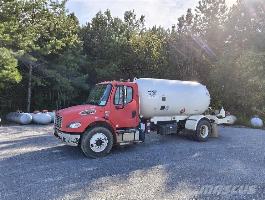 Freightliner M2 106 Muut kuorma-autot